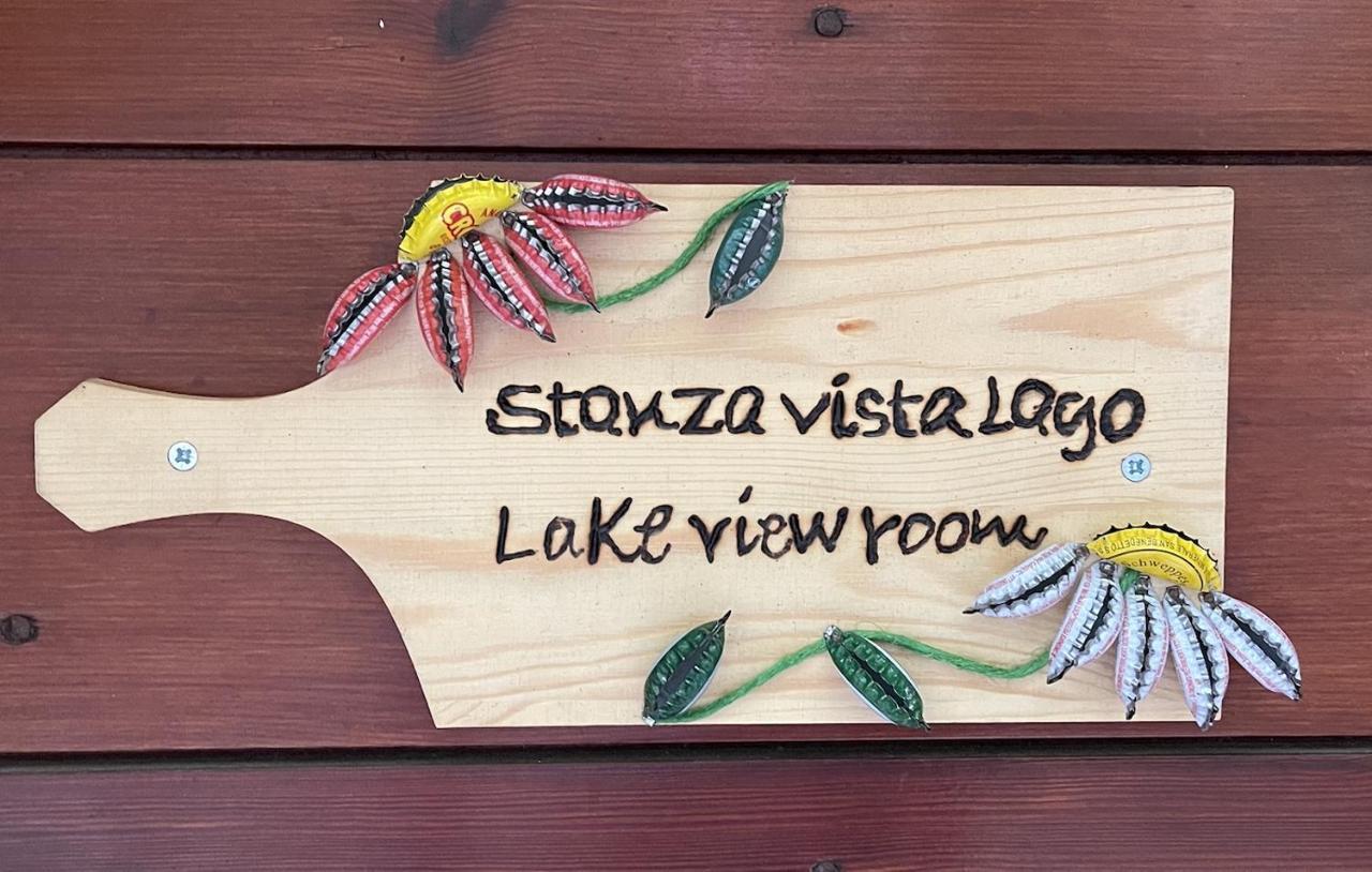 Stanza Con Terrazzo Vista Lago - Lakeholiday 카스텔 디 토라 외부 사진
